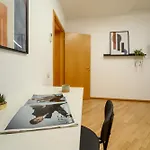 Cultural Gems- Modern 1Br Apartments Near Museums