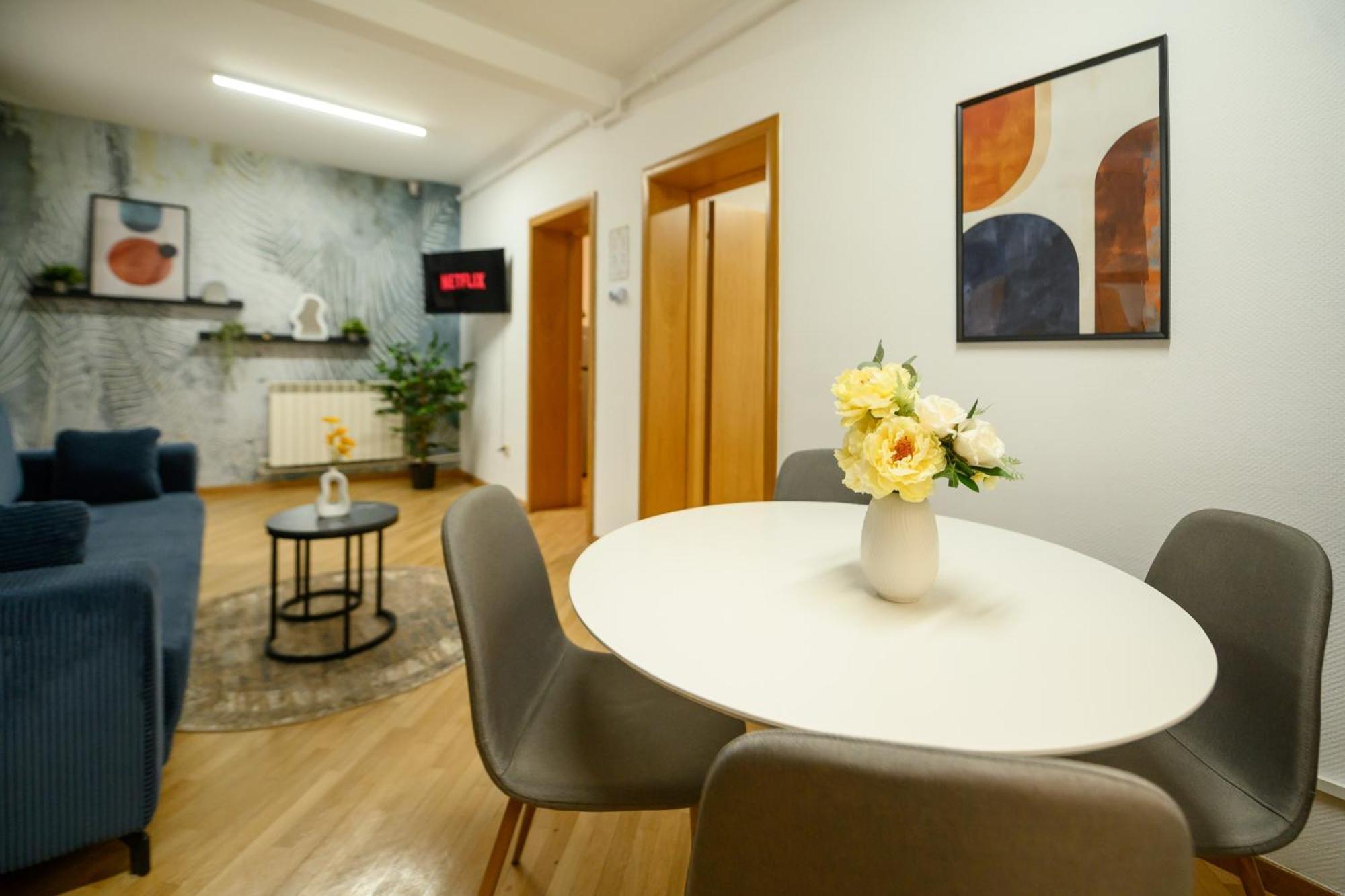 Apartament Cultural Gems- Modern 1br Near Museums