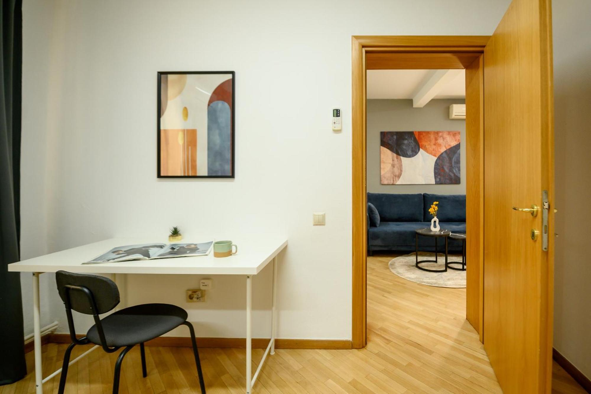 Apartament Cultural Gems- Modern 1br Near Museums *
