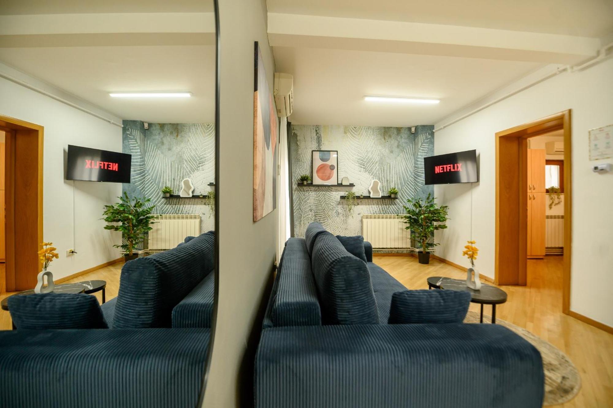 Apartament Cultural Gems- Modern 1br Near Museums Bucureşti