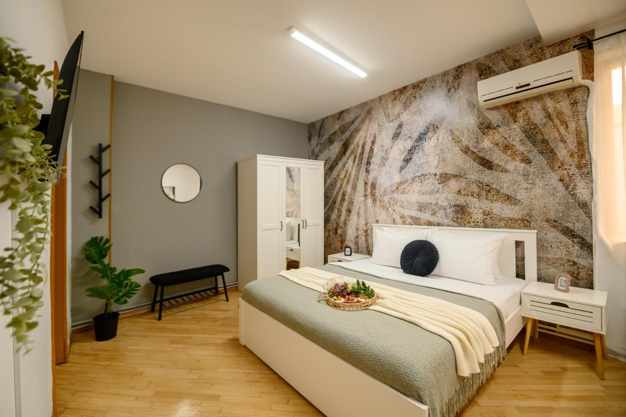 Cultural Gems- Modern 1br Near Museums Bucureşti